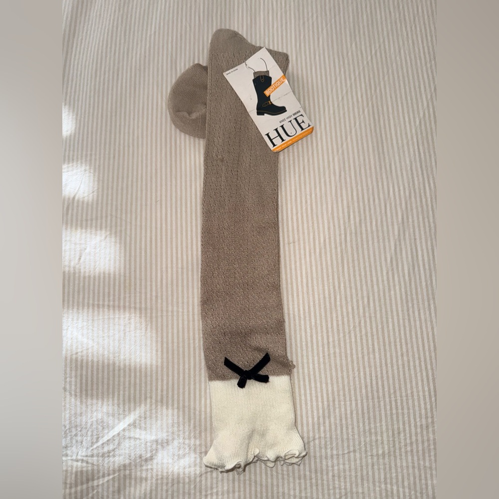 Hue Knee High Socks